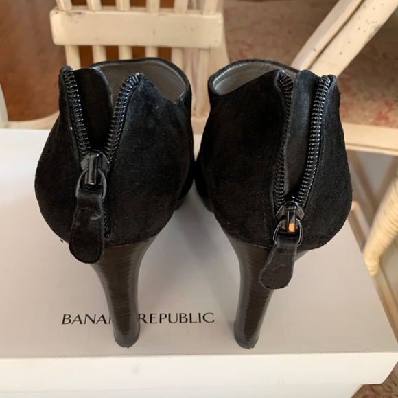 Banana Republic black Milan heels size 8.5 858176- - Picture 7 of 8